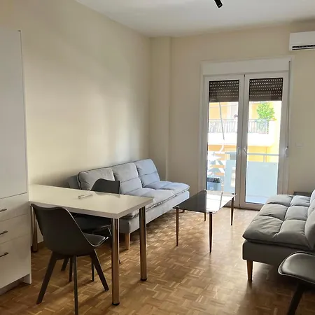 Apartment Cozy In Neos Kosmos